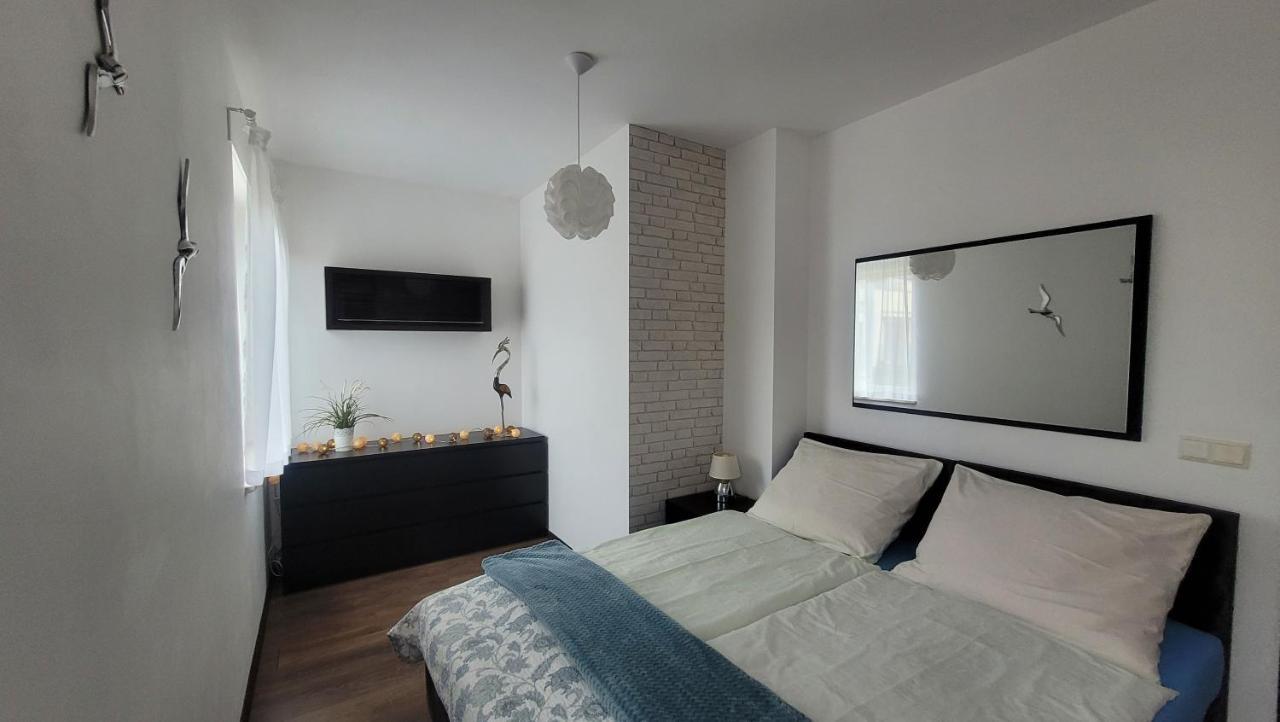 Apartament Wyspa, 2 Pokoje, Parking Gratis Miedzywodzie Exterior photo
